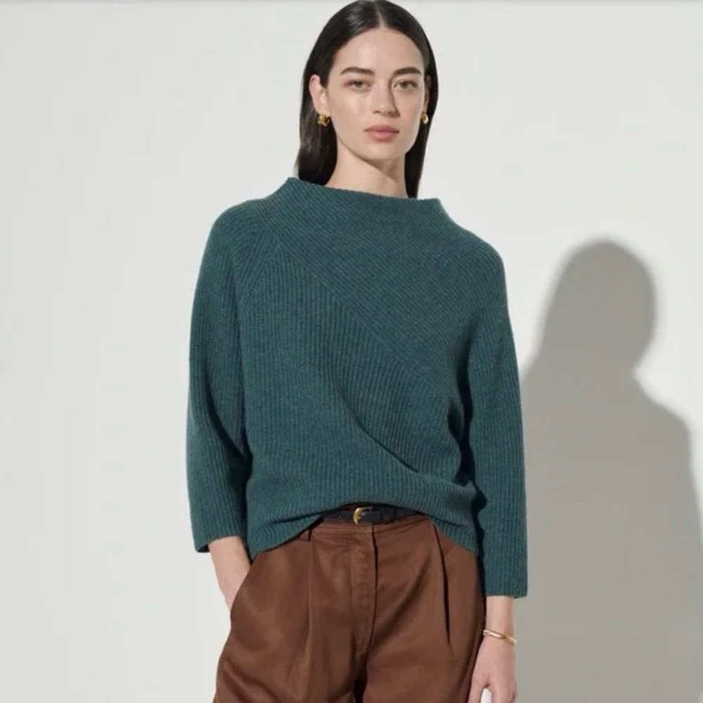 The Reset Fab Funnel Neck